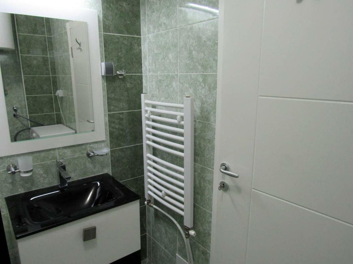 65 Square Meters Designer Apartment In Heart Of City - River View ! Park For Free Ni Exterior foto